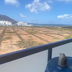 https://apartamento-salinas-del-mar.in-canary-islands.com
